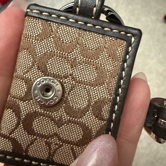 Vintage Coach Brown Leather Photo Frame Keychain Holder - Picture 4 of 4